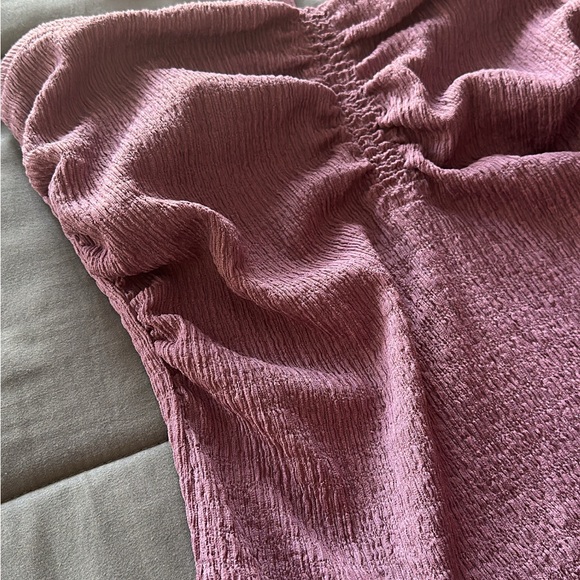 Halter Top - Picture 2 of 4